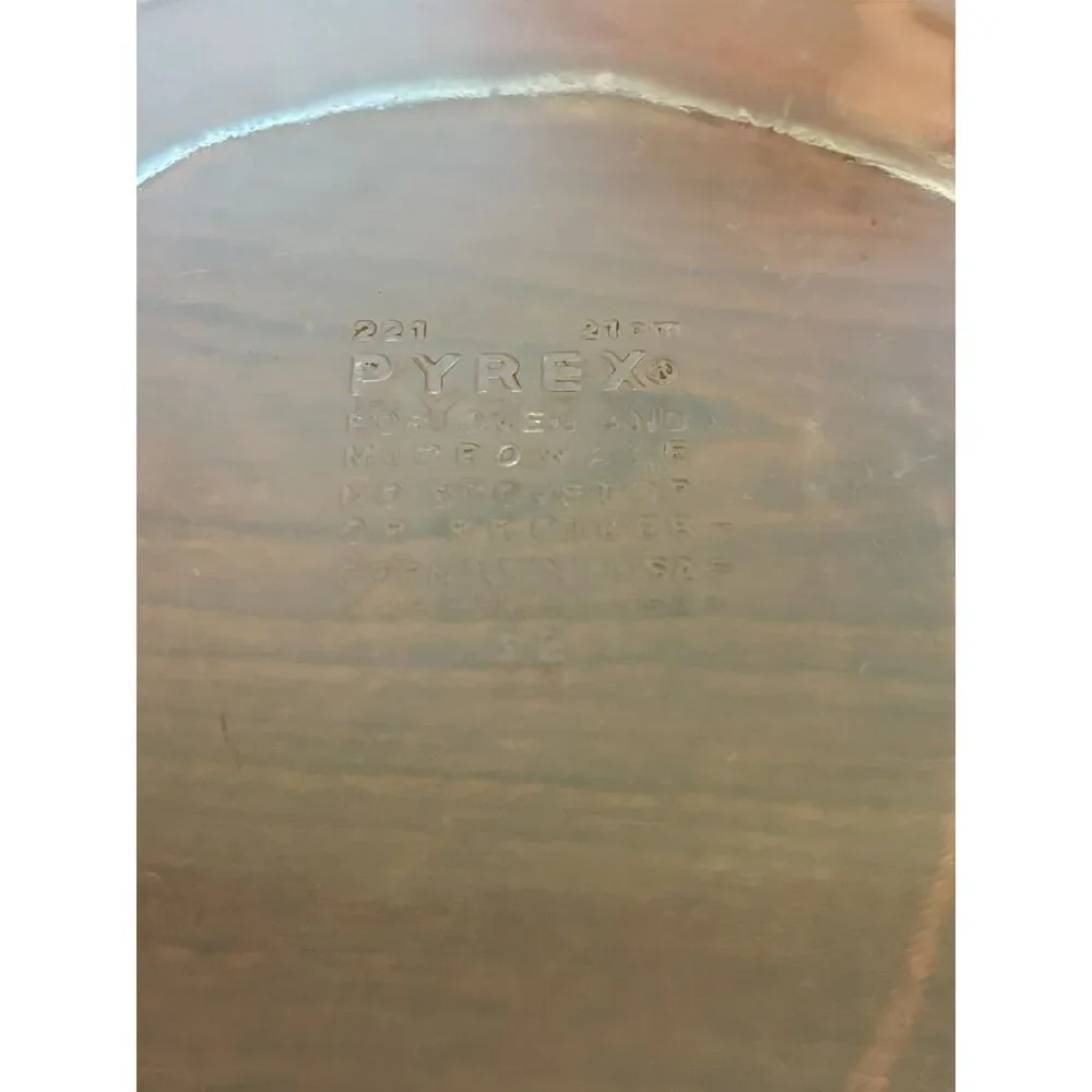 Vintage Pyrex Clear Glass 8.25